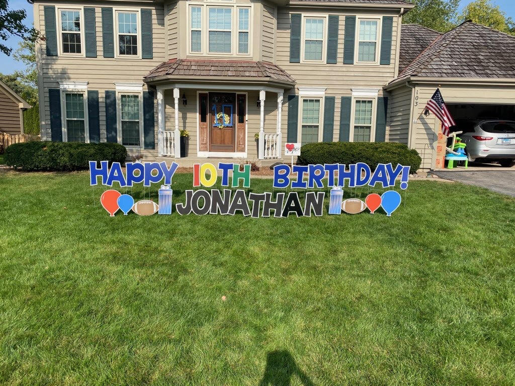 Fun Yard displays for any occasion in Aurora, IL