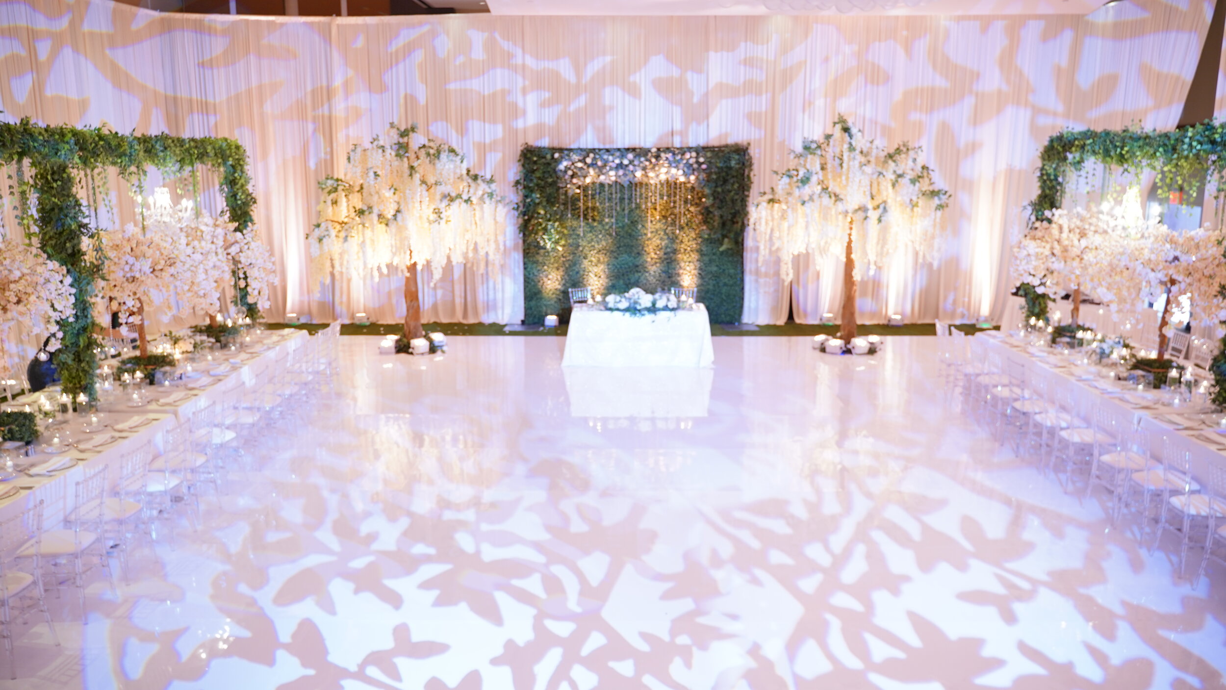 Luxury Wedding Decorations &amp; Floral Chicago  | Wedding Flowers and Decorations | Pakistani wedding stage 