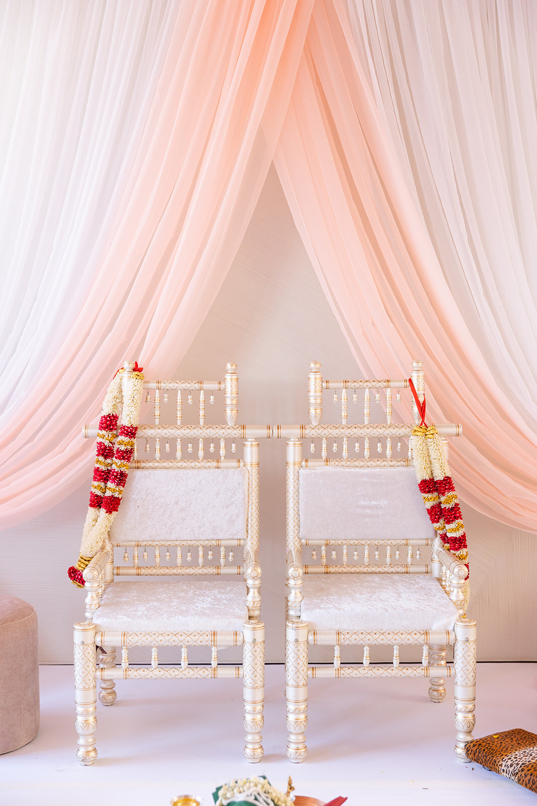 Wedding Seat Hire Wedding Chaise Lounge Hire Luxury Wedding