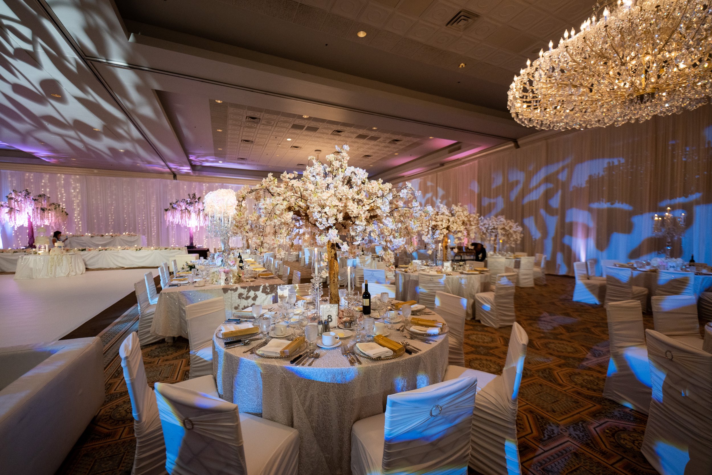 Drury lane wedding decoration white dance floor cover lighting rental centerpiece custom printed dance floor (20).jpg