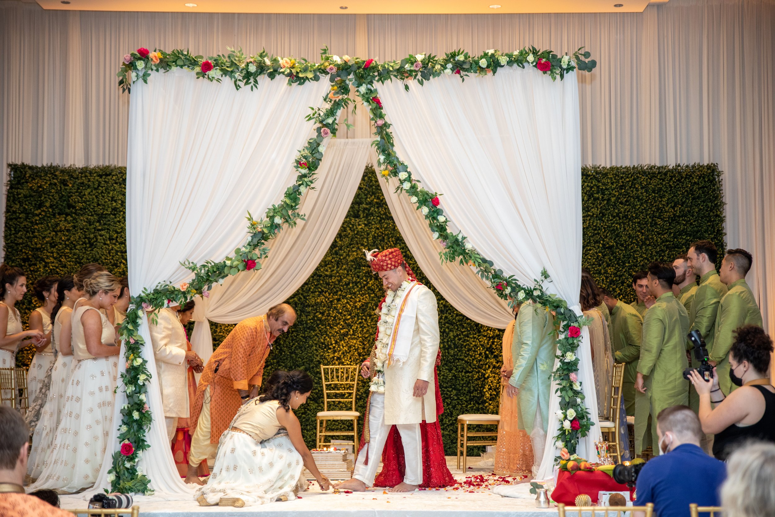 chicago luxury wedding planner fusion wedding decoration in chicago greenery wall rental in naperville white dance floor vinyl (34).jpg