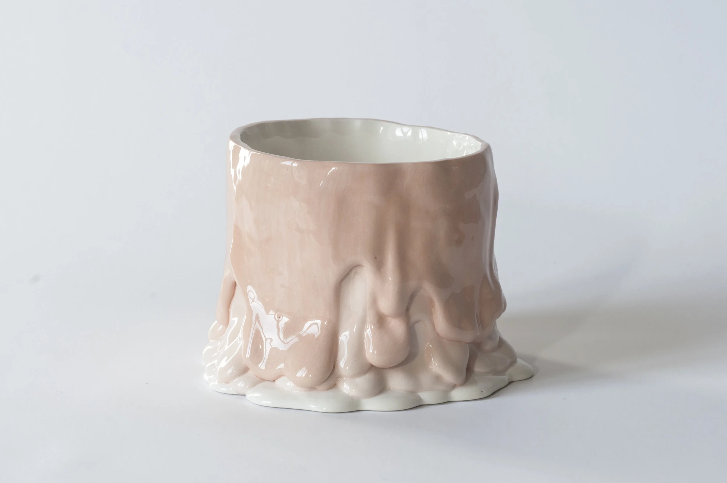 cache_pot_souche_degrade_rose_les_ambigus_cecile_bichon_hd.jpg