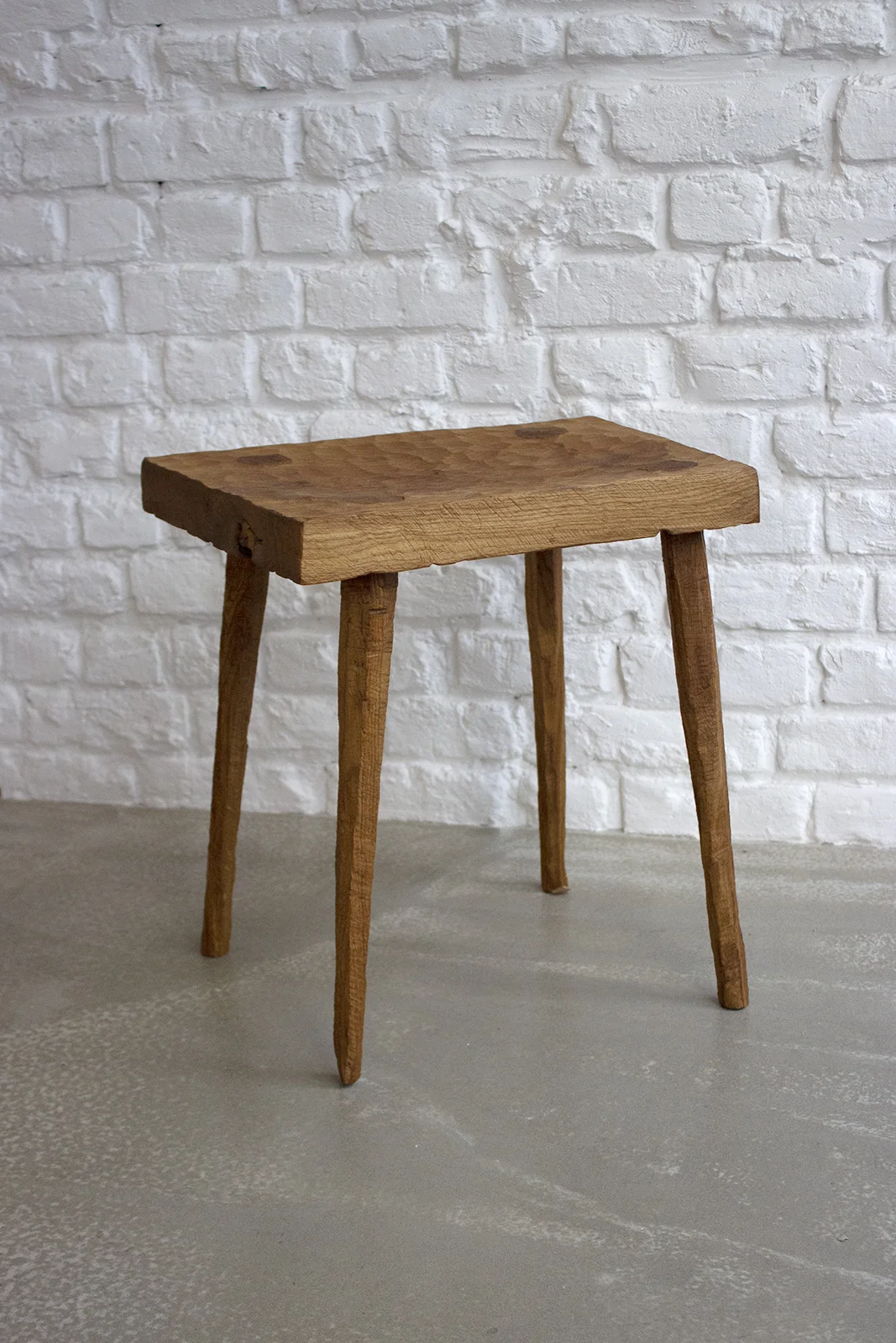stool2_1.jpg