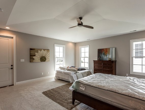 upstairs master bedroom.jpg