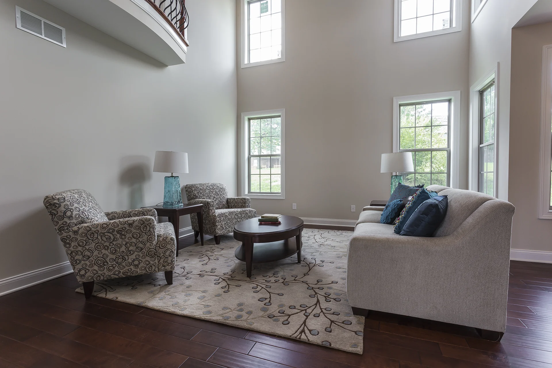 living room 1.jpg