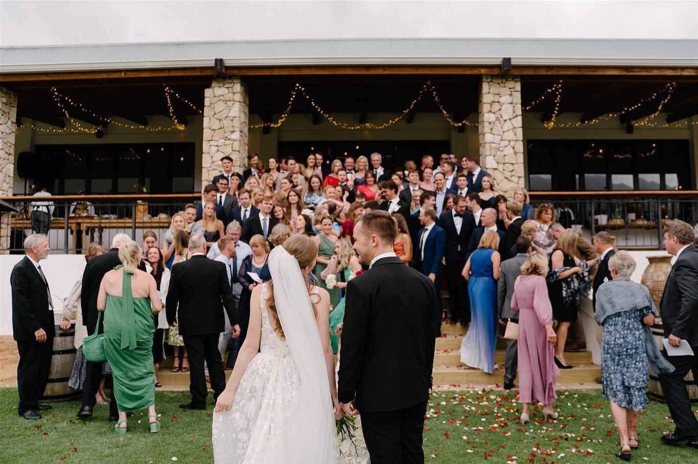 That moment you look and see all your favourite people gathered together in one place🎉  I absolutely loved capturing Sarah and Matthew&rsquo;s wedding @joubertsdalcountryestate and I can&rsquo;t wait to share more. In the meantime here are a few of 
