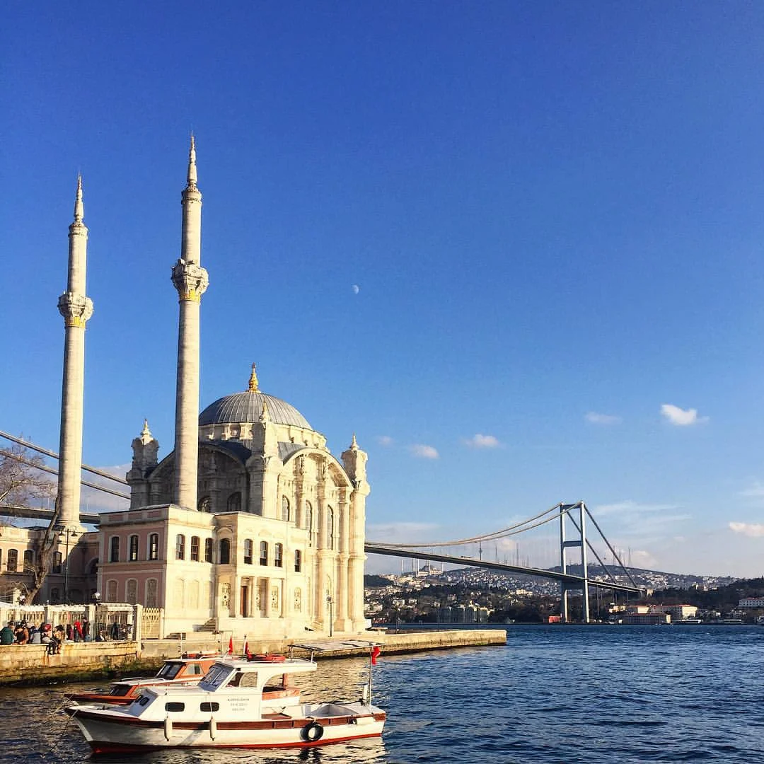 Ortaköy Sahil in Istanbul, Turkey