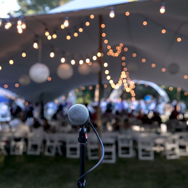 Beautiful wedding this summer on Denman Island. Delicious local cider, forest and rocky shorelines. Looking forward to all of the collaborations in 2019! 📷 @hattieroot .
.
.
.
.
#harveygotberged #denmanisland #denmanislandwedding #canadianwedding #s