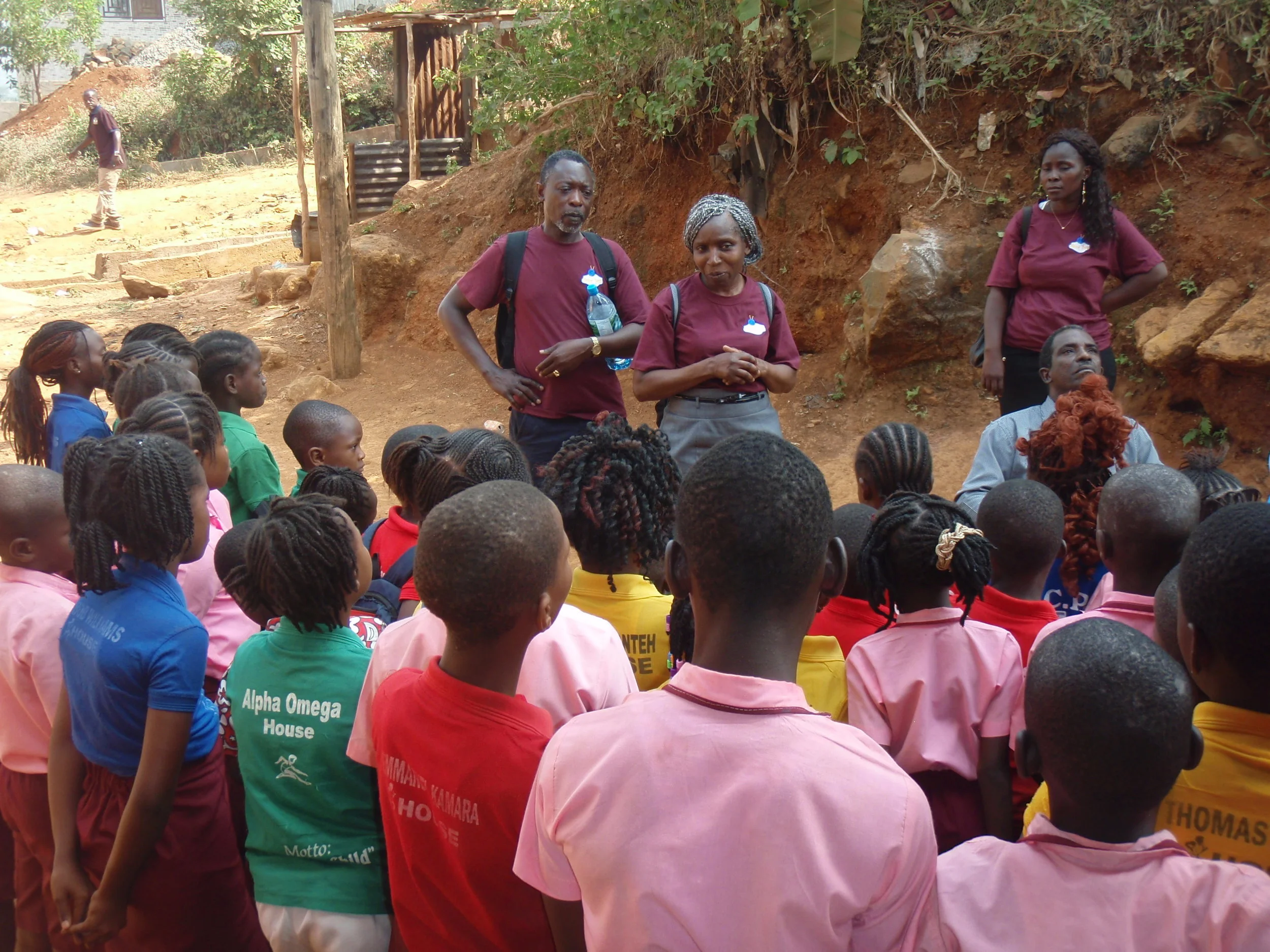  ND talks to (MCPS) children in Freetown. 