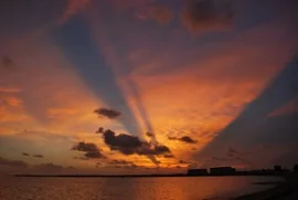 SUNSET.215165322_std.jpg
