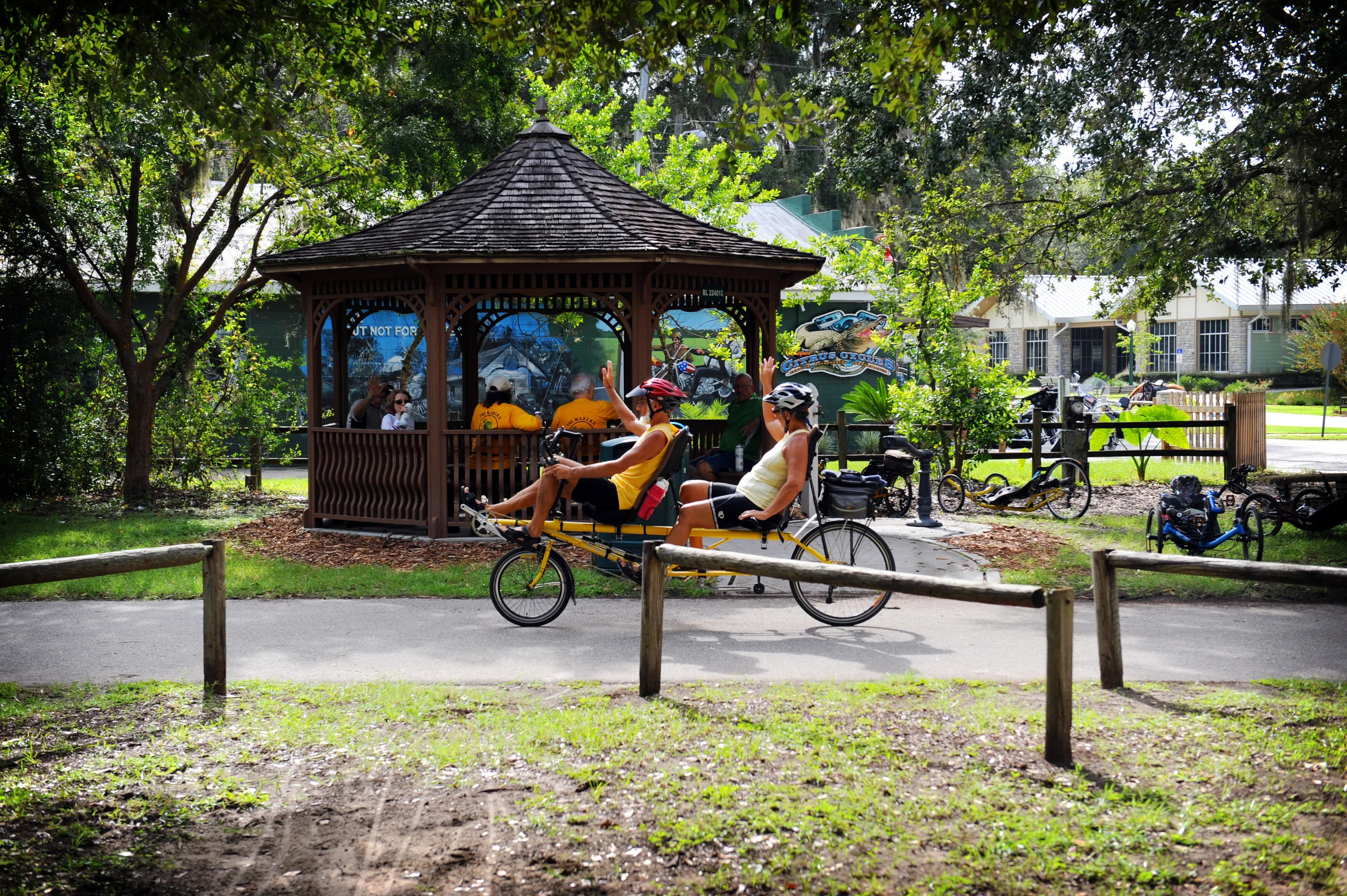Friendy-Cyclists-on-Withlacoochee-State-Trail-2012-by-CvB-Photography-8091.jpg