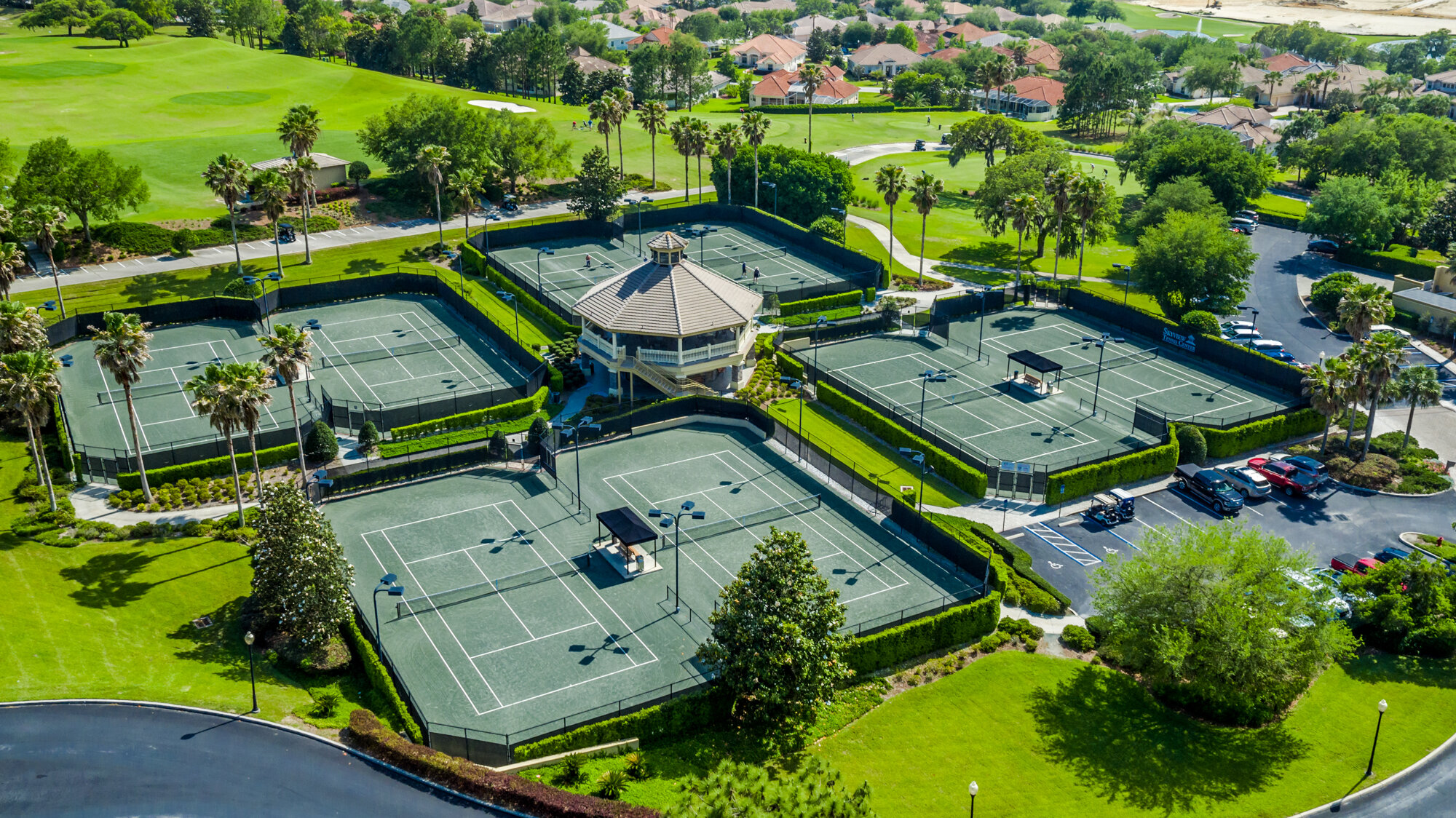 8 Har-Tru Tennis Courts