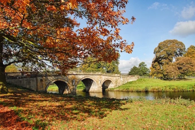 Wedding dress shopping? Escape the city and enjoy calmer vibes here on the Chatsworth Estate.