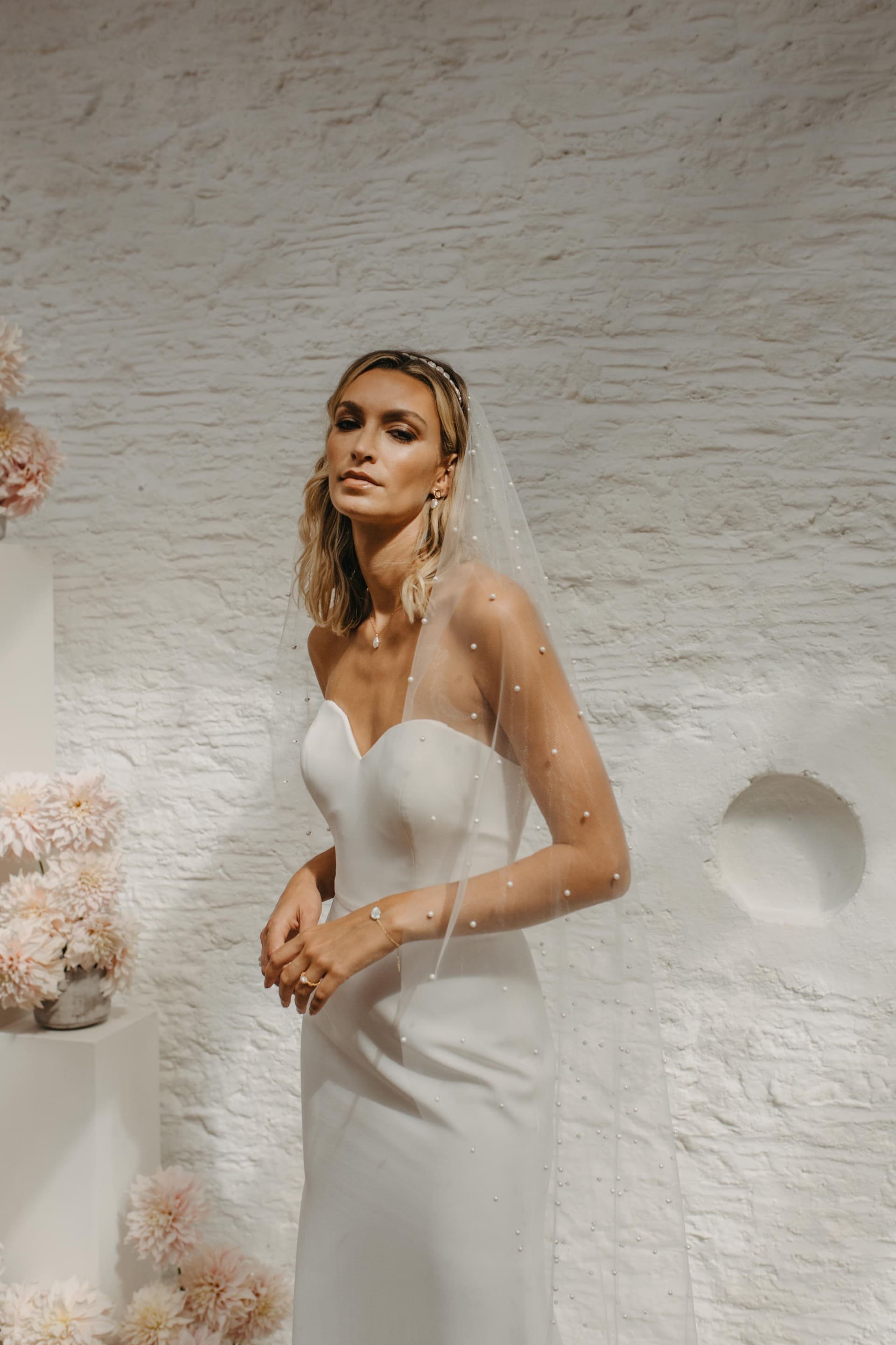 Love Story Bride Wedding Dress | Olive veil