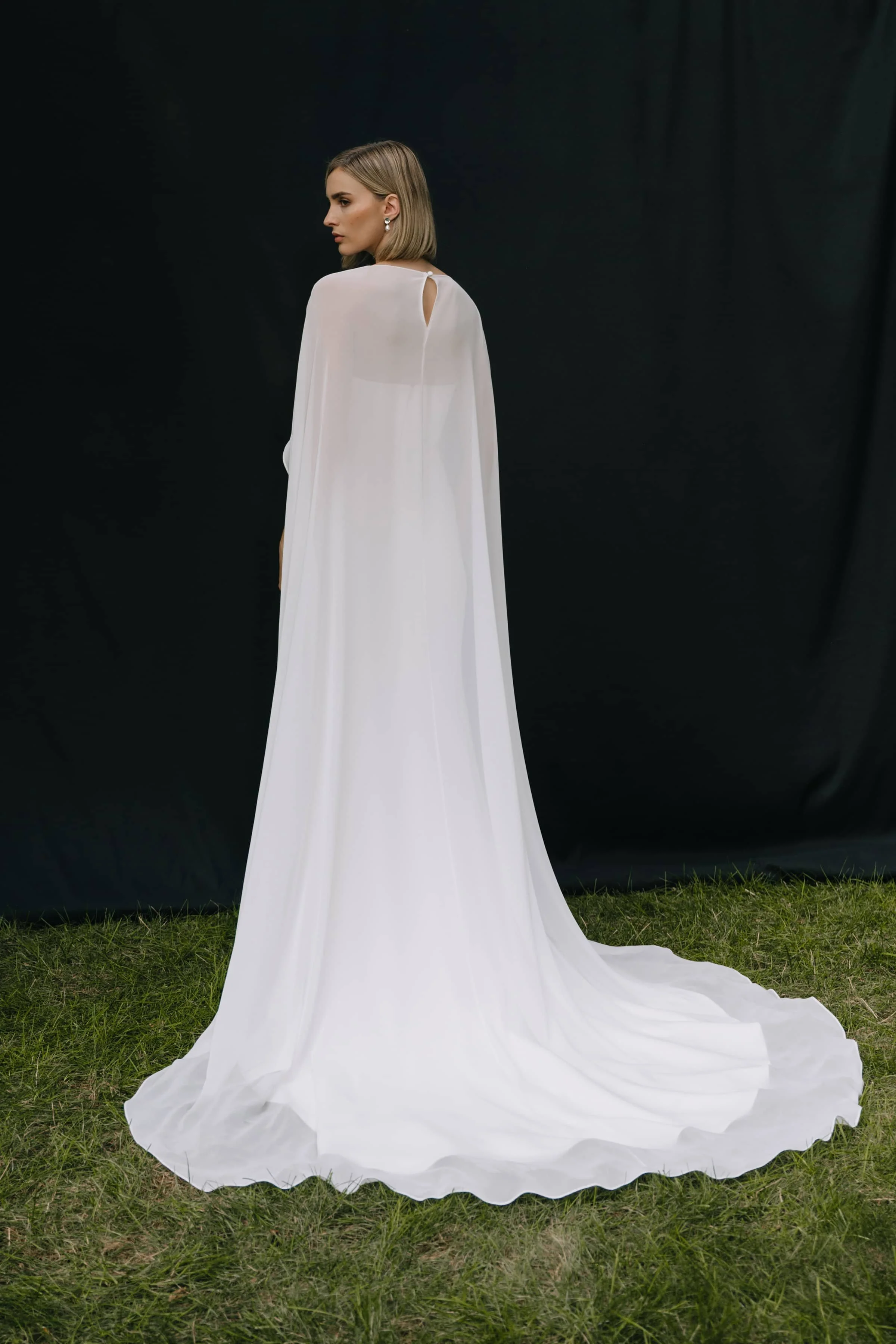 Belinda_Cape_Perry_39928_Edited_2400x3600.jpg