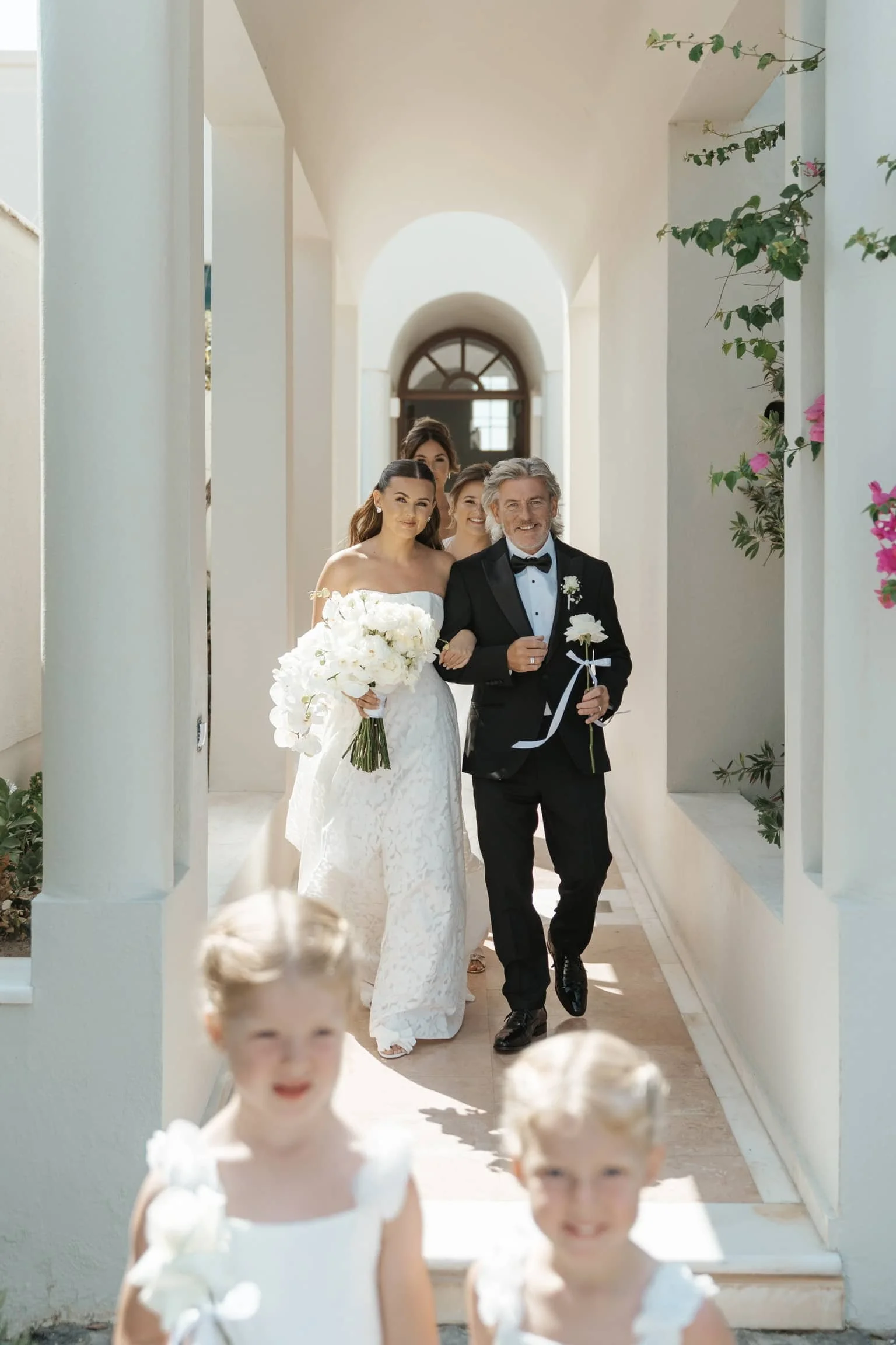 Santorini_Wedding_Real_Bride_Jesus_Peiro_2433_Aisle.jpeg