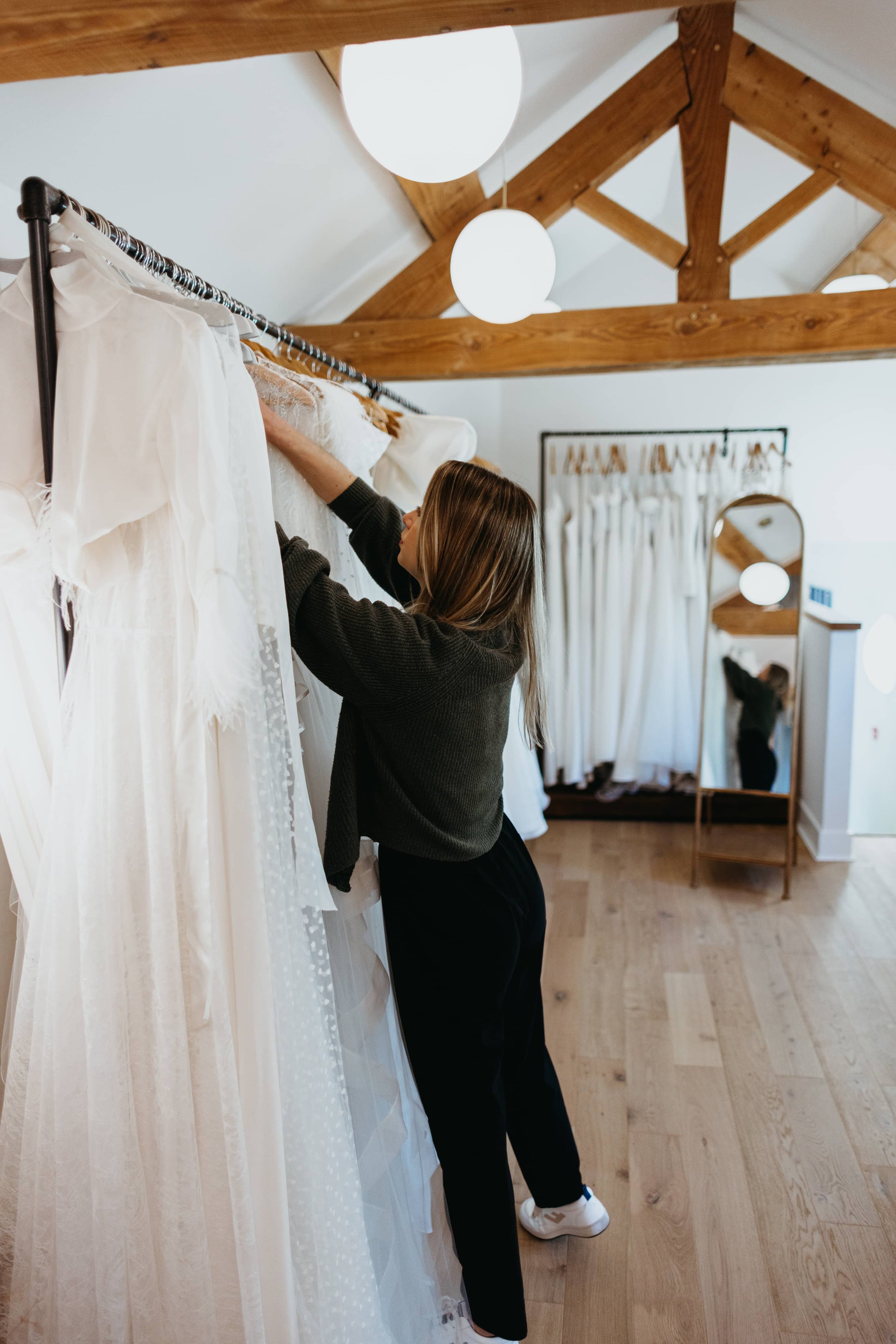 Bridal_Studio_Stylist_Alexandra_Anne_Hathersage.jpg