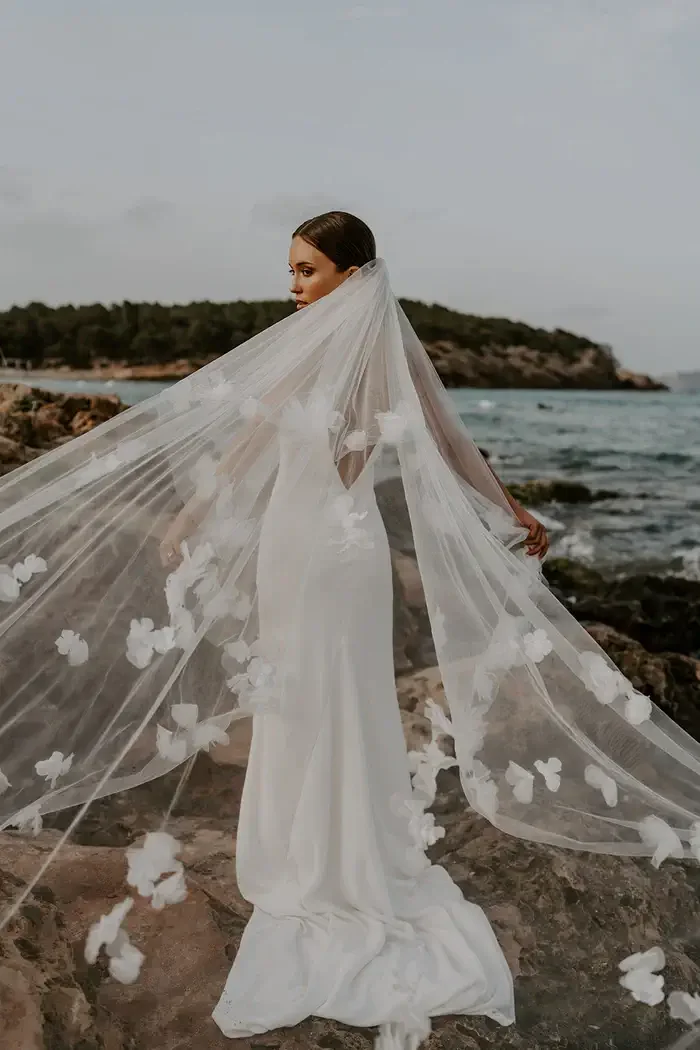 LEO_LOVE_STORY_BRIDE8.jpg.webp