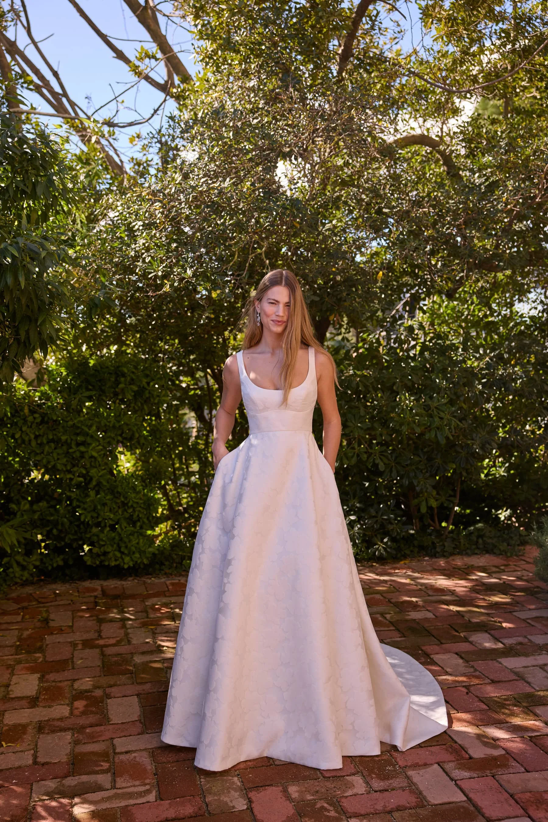 2750b_Jesus_ Peiro_ Bridal_ Alexandra_Anne_Scoop_Neck_Floral_Fil_Coupe_Dress.jpg