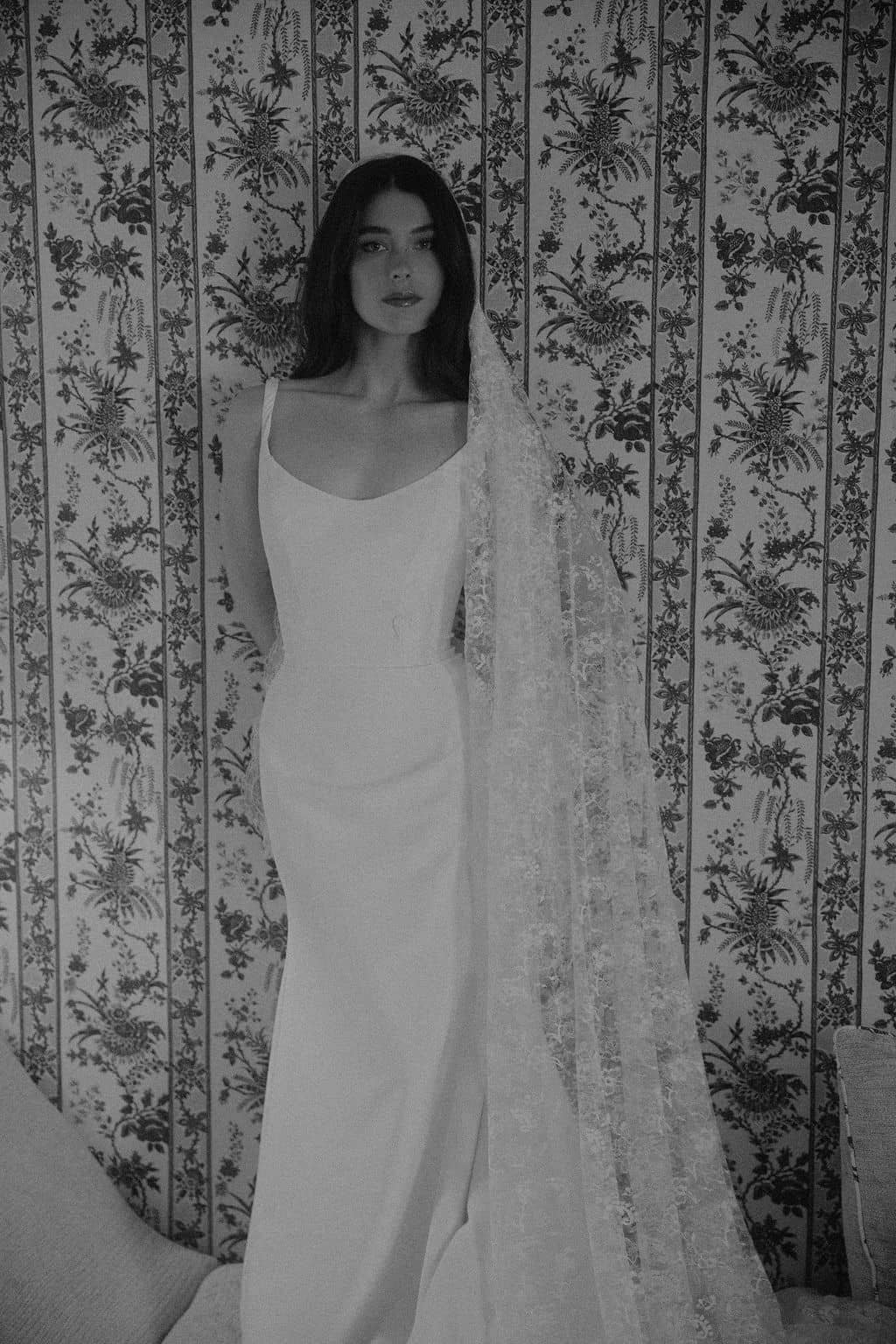 Sarah_Seven_Scoop_Neck_Fitted_Crepe_Bridal_Dress_UK_Bridal_Boutique-3.jpg