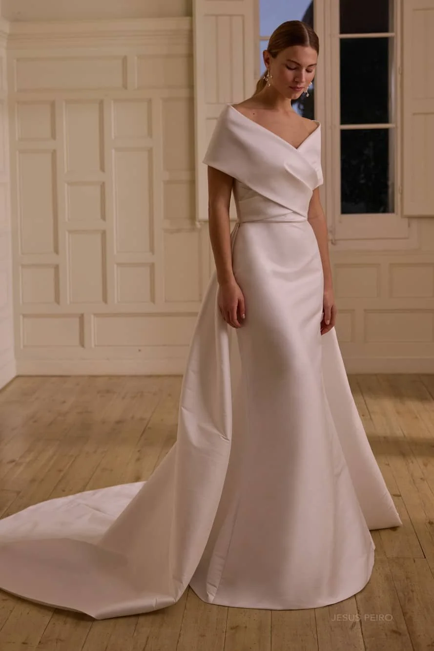 jesus-peiro-bridal-2027-vestido-novia-2734-1-th.jpg