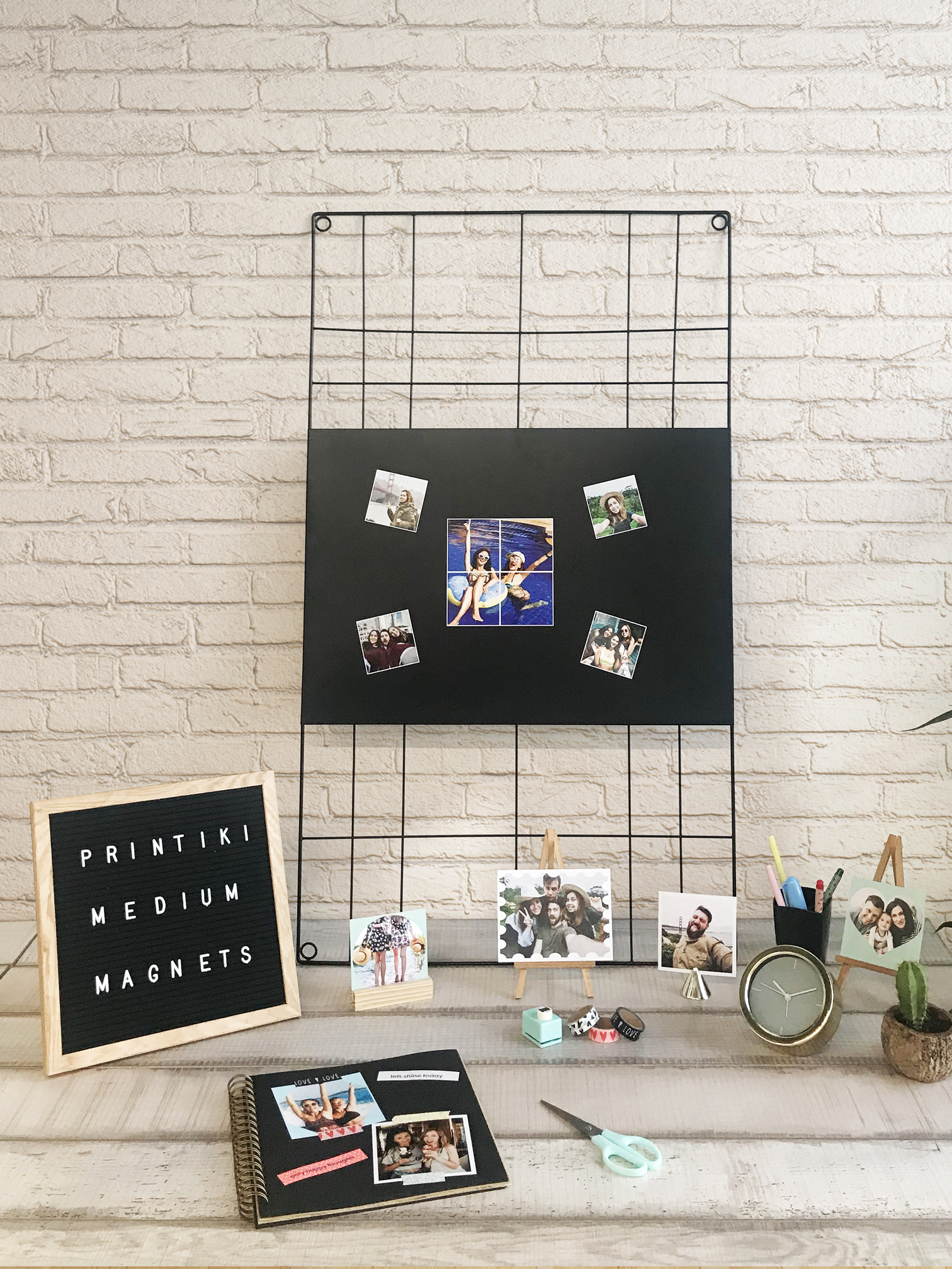 MEDIUM-4-Magnets-Home-decor.jpg