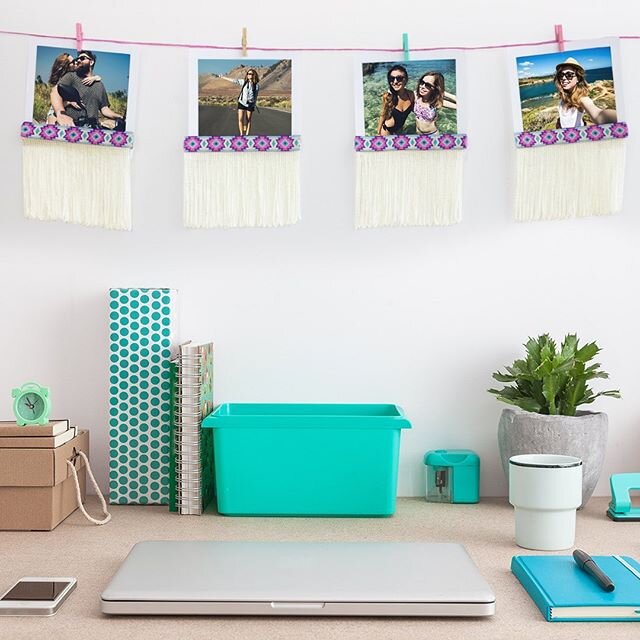 Bring fun summer vibes into your home with this #diy project ✌🏼⠀
#printiki #retrosquareprints #diy