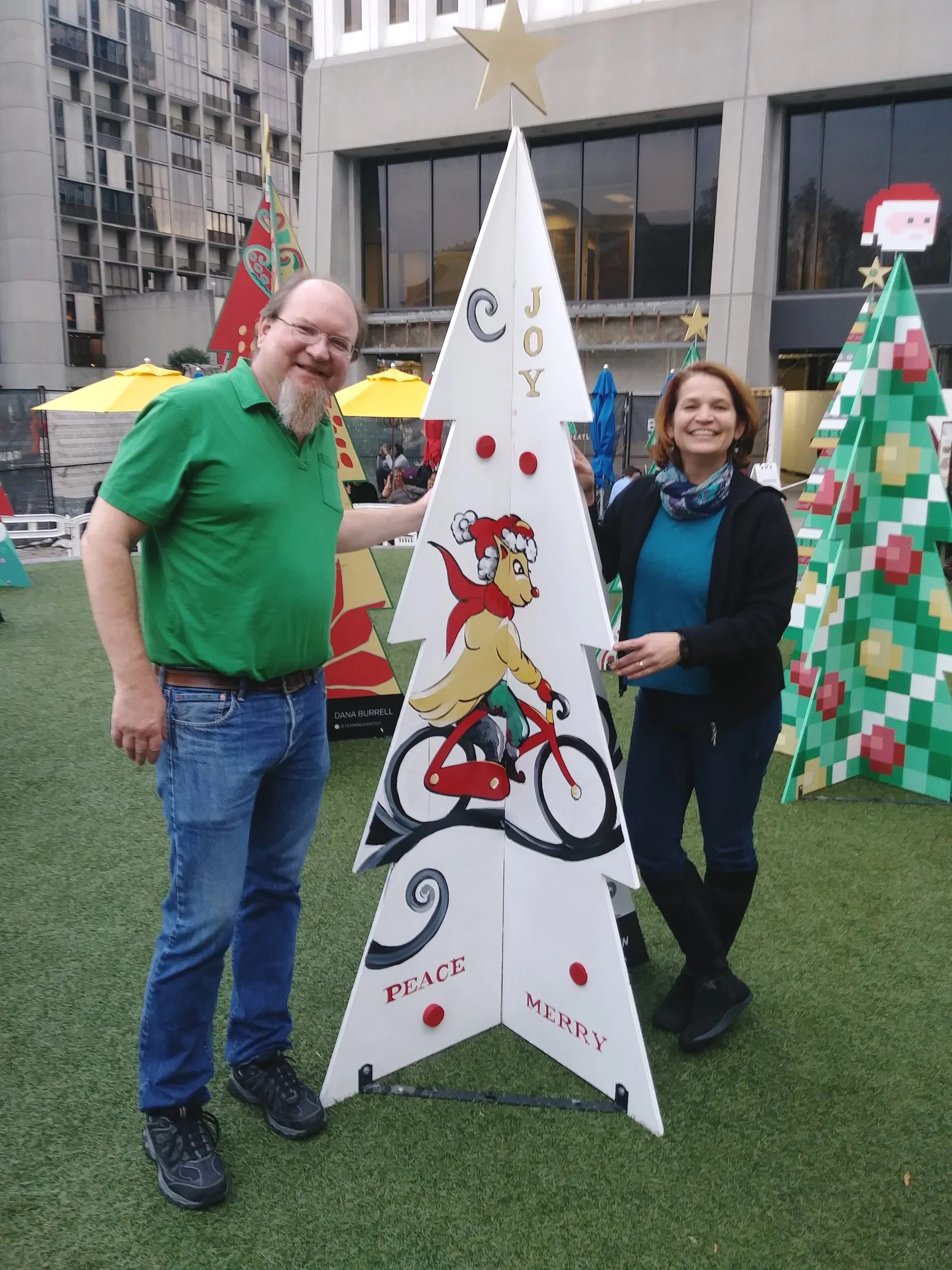 Here’s the finished tree. Happy Holidays!!!