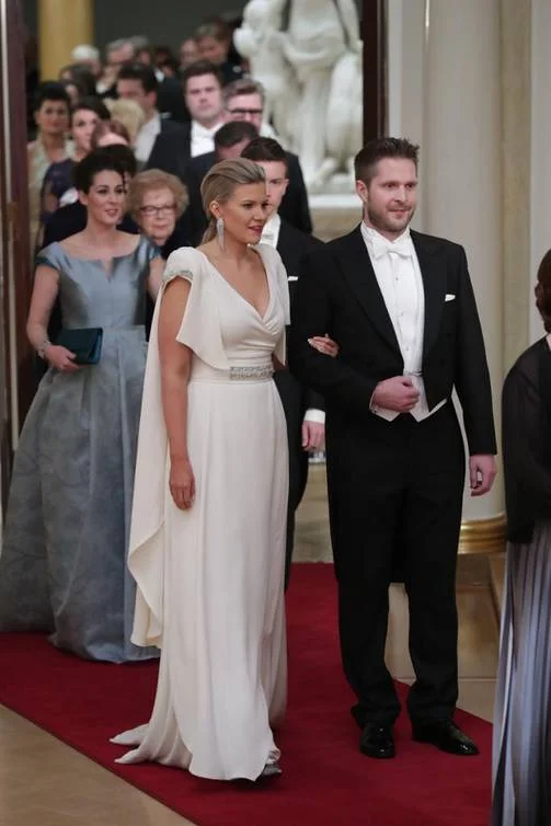 "Queen Of the Evening", Presidential Independence Day Reception 2016, Finnish Parlamentarian Sofia Vikman, Unique Dress