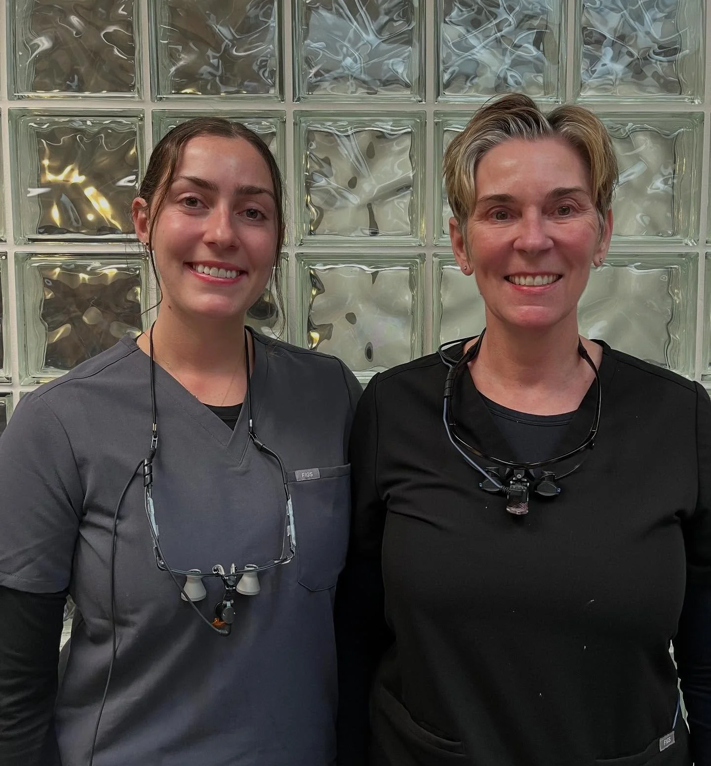 We are delighted to welcome Dr. Roxanne Bates to our dental team&mdash;today marks her first day at the office!

Dr. Bates earned her Doctor of Dental Surgery (DDS) from the University of Toronto&rsquo;s Faculty of Dentistry, where she was named to t