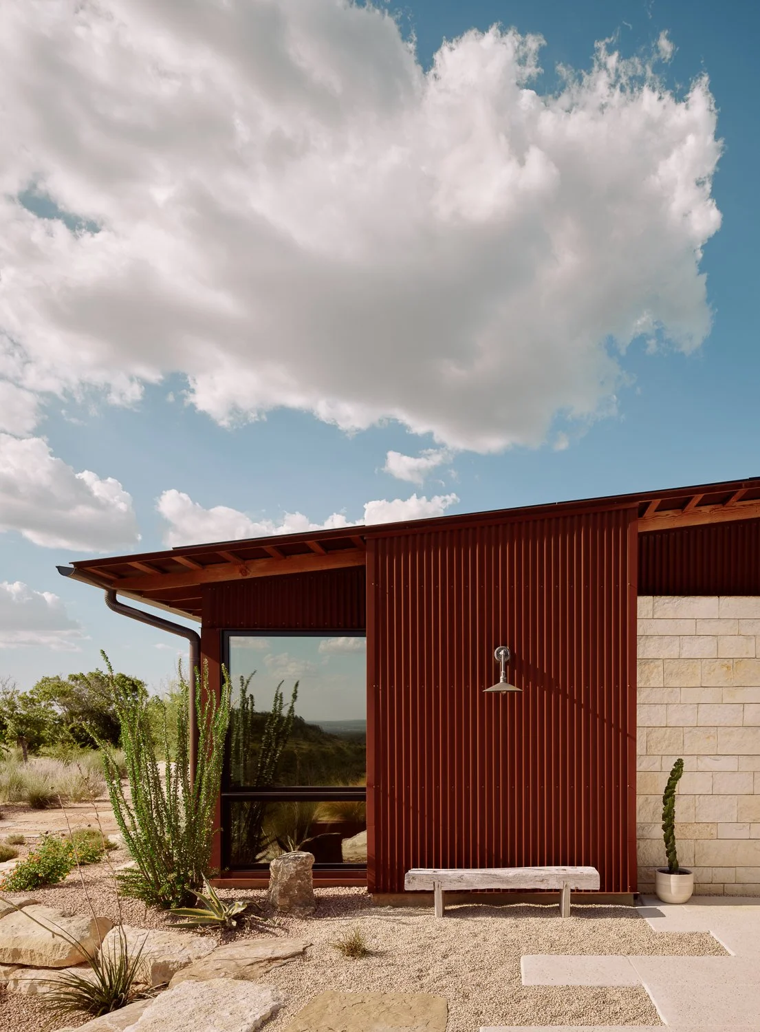 guesthouse detail.jpg