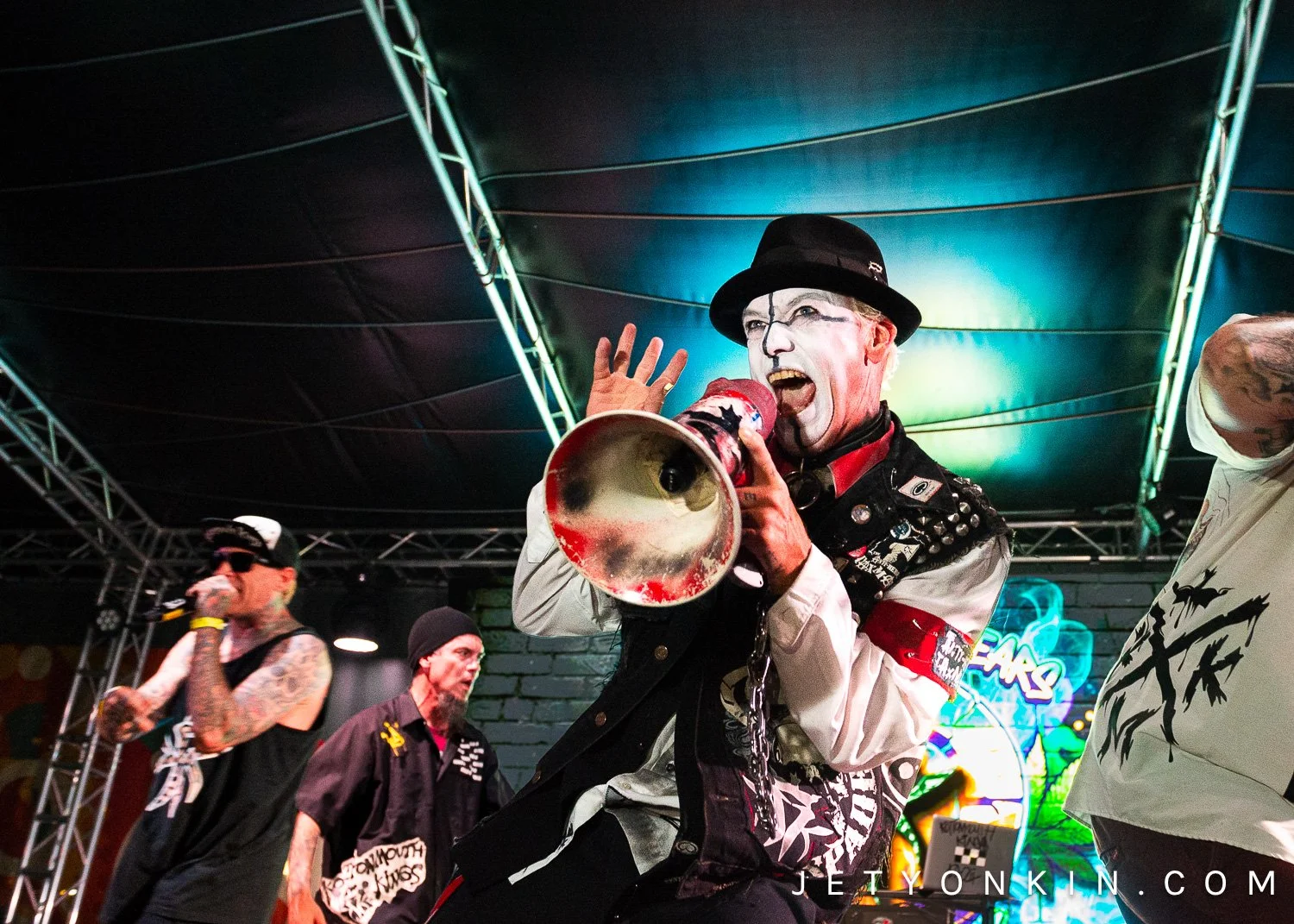 KMK-30YearsOfUndergroundTour_LG-1.jpg