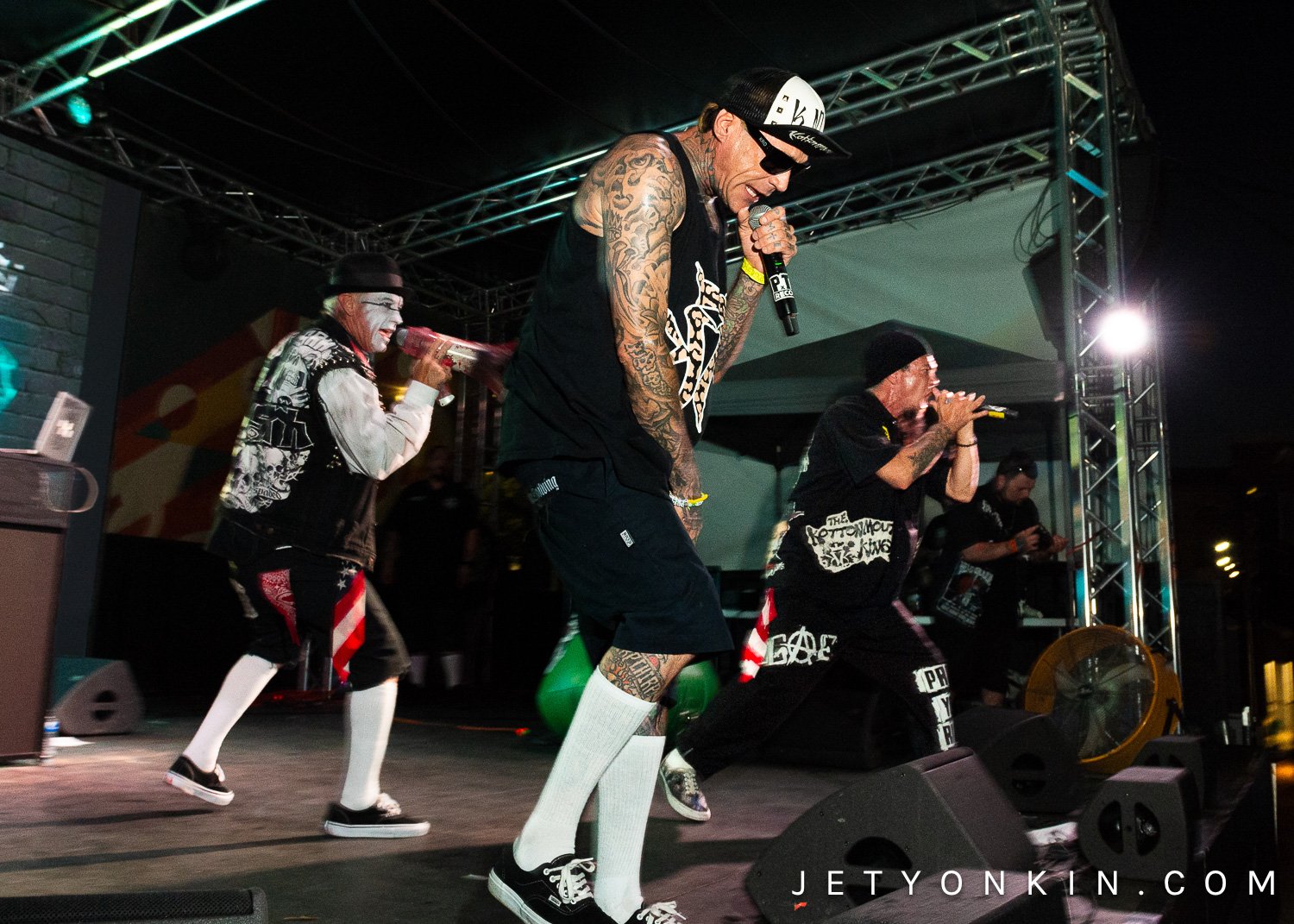 KMK-30YearsOfUndergroundTour_LG-4.jpg