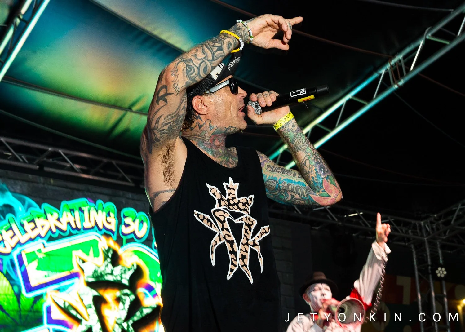 KMK-30YearsOfUndergroundTour_LG-6.jpg