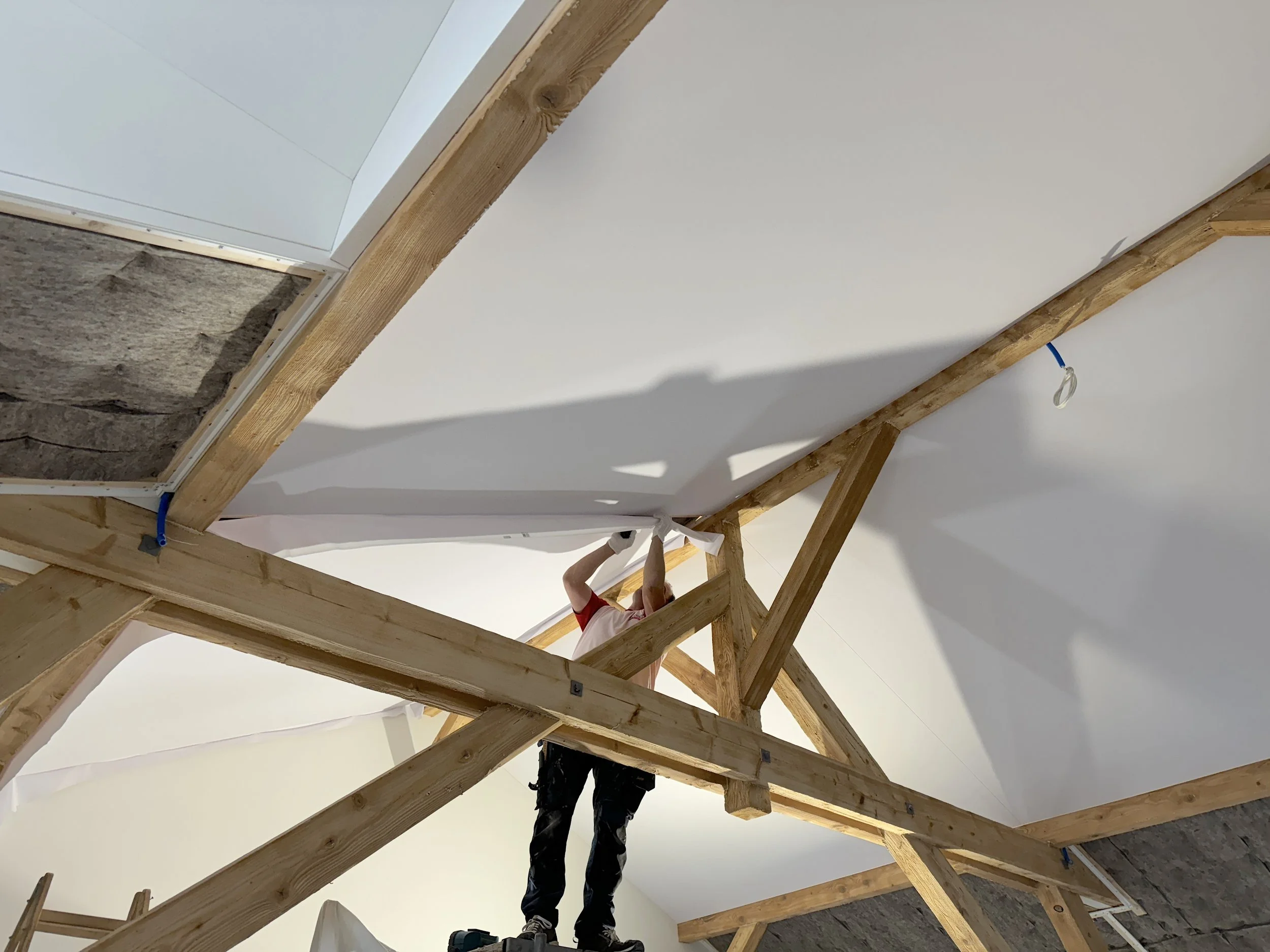 BELLTON ÜBERNIMMT DEN DECKENBAUER SPANNTEX DESIGN GMBH