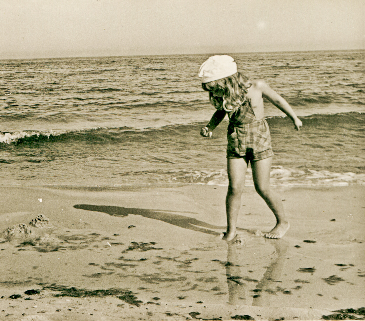 wish-you-were-here-reb-capper-old-felixstowe.jpg