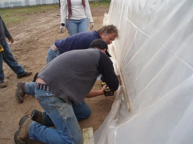 rhys_and_russ_building_a_hoophouse.jpg