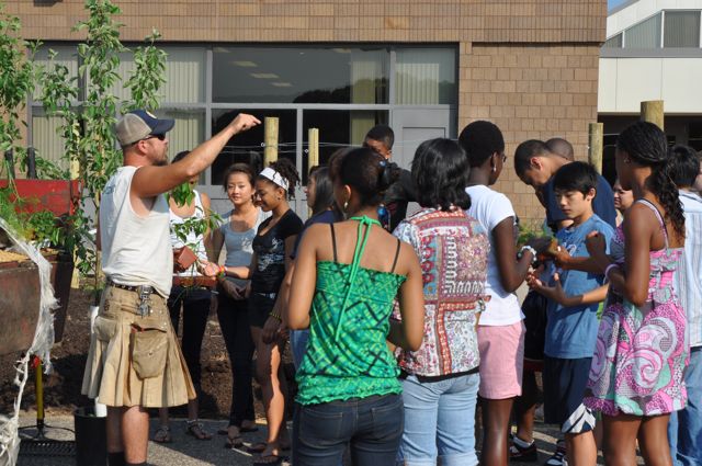 school_garden_project_minneapolis.jpg