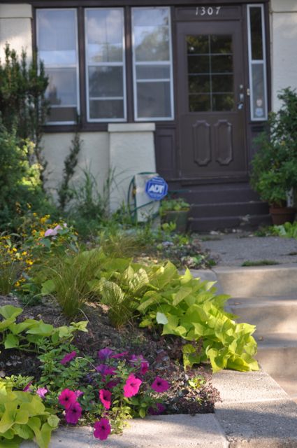 front_yard_flower_garden.jpg