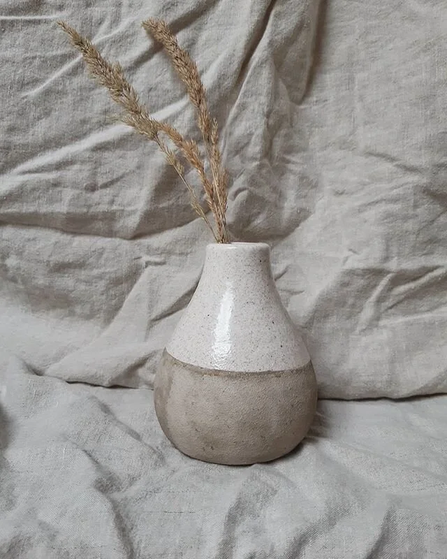 Make sure you're following @willowandwheatdesign for updates on the website coming soon. 
#shoplocal #shoponline #yeg #yyc #pottery #botanicals #doingneutralright  #howwedwell  #vintage #antiques #boheme #willowandwheatdesign #westlock #athabasca #st