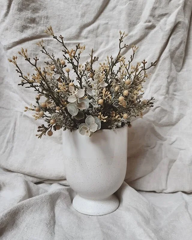 planters

Small $15
Medium $20 
Faux botanicals $10 a bunch
DM to purchase. 
#shoplocal #shoponline #yeg #yyc #pottery #botanicals #doingneutralright  #howwedwell  #vintage #antiques #boheme #willowandwheatdesign #westlock #athabasca #stalbert #edmon