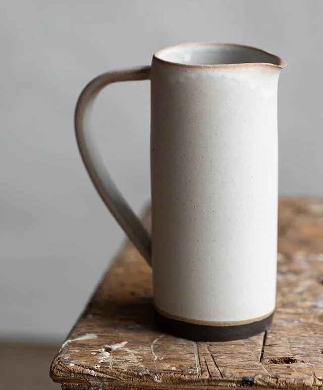 sweet simplicity 
#repost @notary__ceramics 
#shoplocal #shoponline #yeg #yyc #pottery #botanicals #doingneutralright  #howwedwell  #vintage #antiques #boheme #willowandwheatdesign #westlock #athabasca #stalbert #edmonton #barrhead #localbusiness #ho
