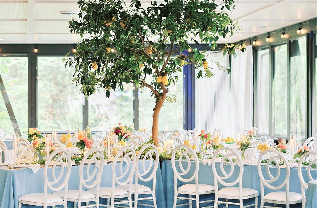 Colorful Ohio Wedding at The Club At Hillbrook • Style Me Pretty
