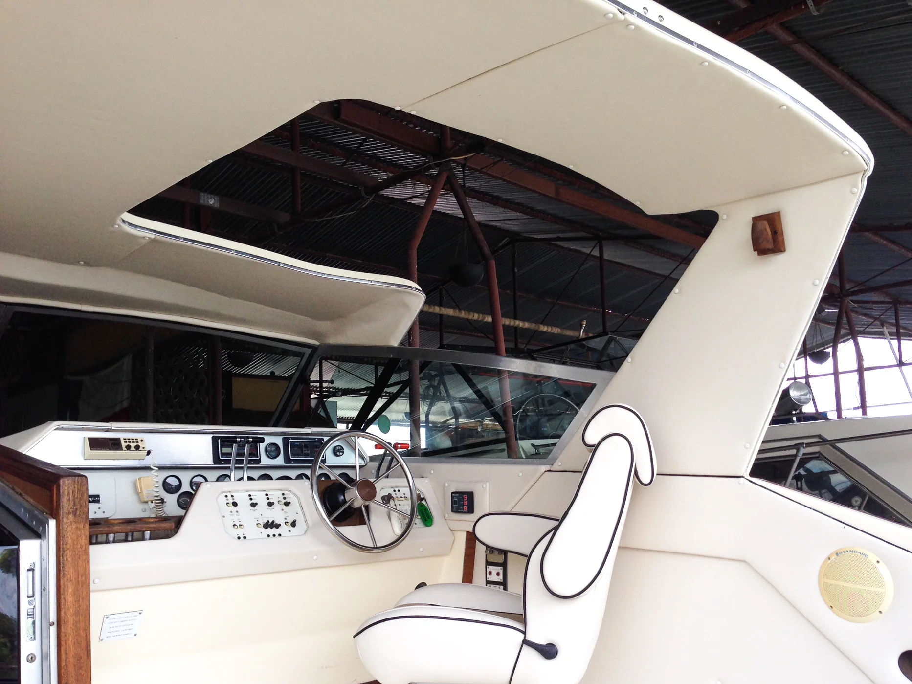 boat-3.jpg