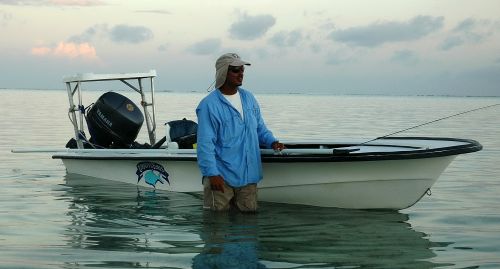 Turneffe Flats - Fly Fishing skiffs for fishing for permit in Belize.