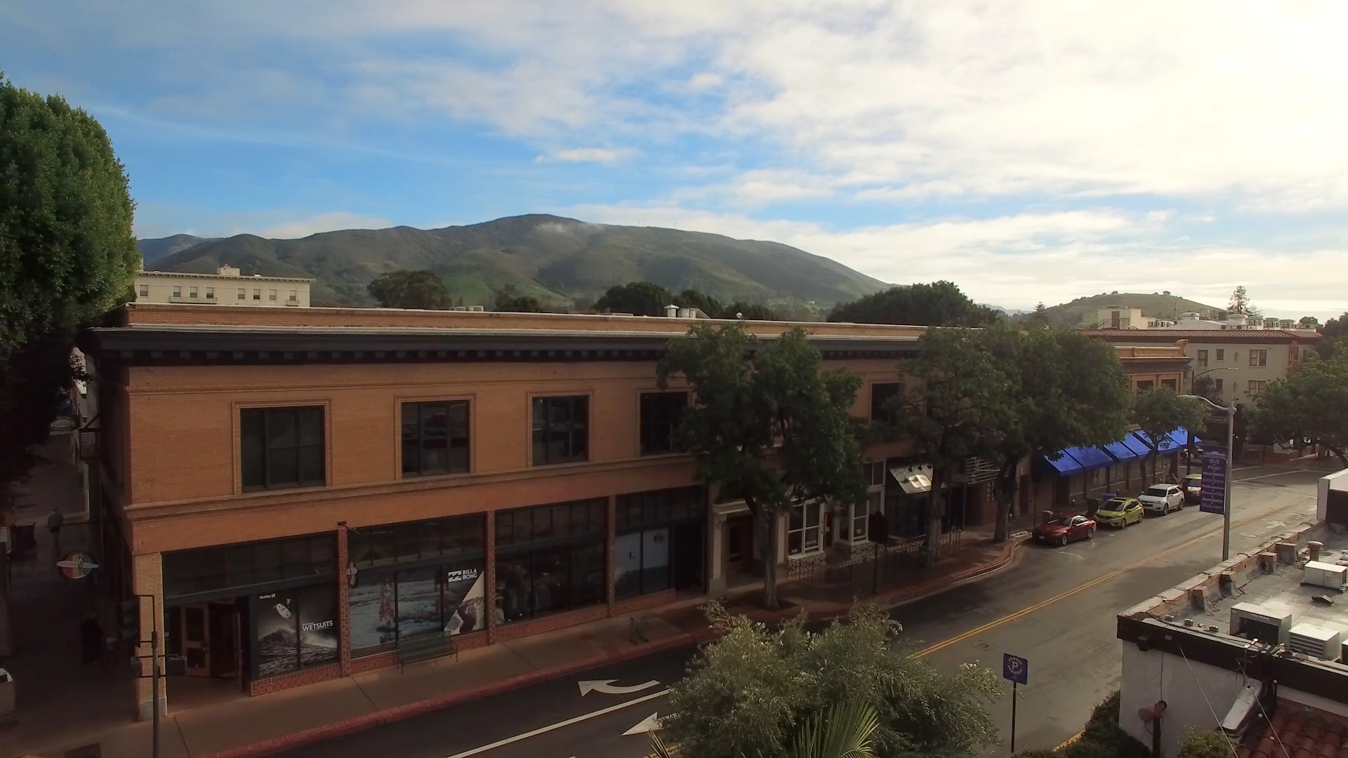 51. Downtown scnee.jpg