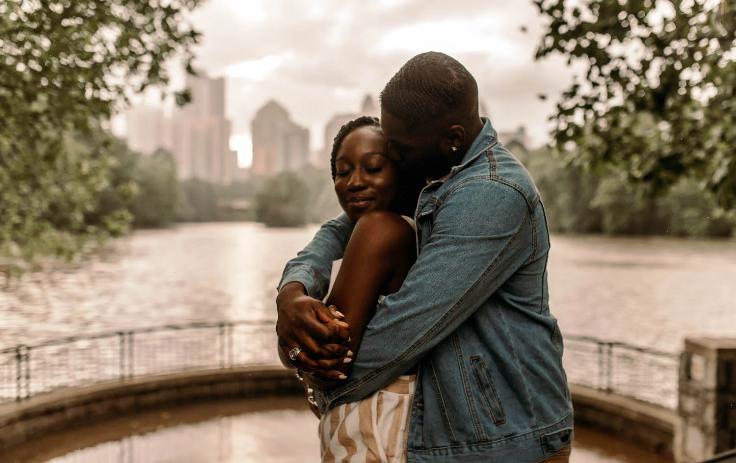 Piedmont Park - City Skyline Photo - Atlanta Botanical Garden Engagement-91.jpg