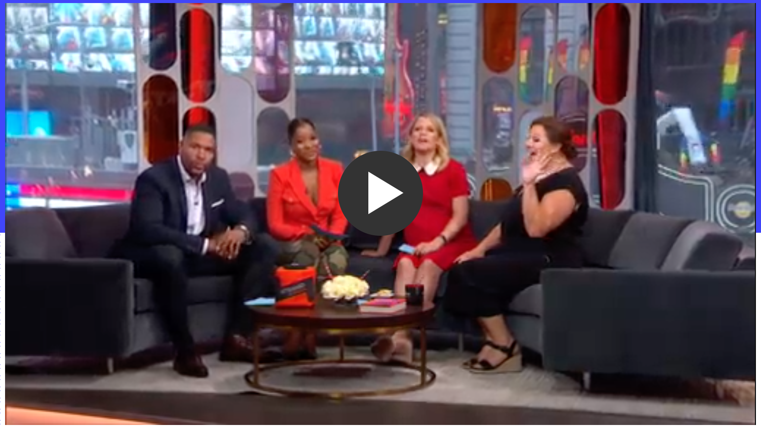 Strahan and Sara, ABC: Hot Summer Books + Mrs. Everything