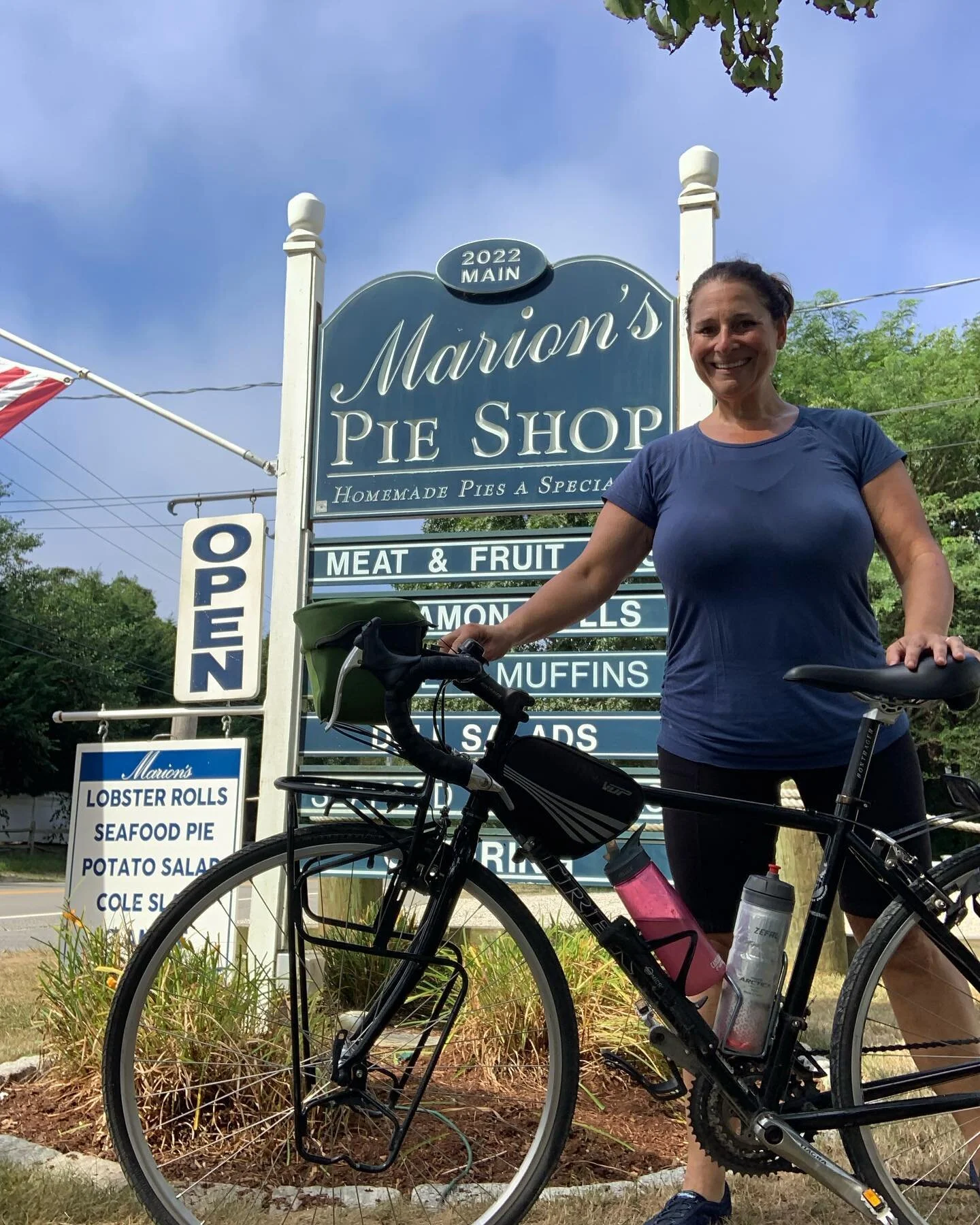 Will ride for pie! @tinypricksproject marionspieshop #capecod #cycling #pieride