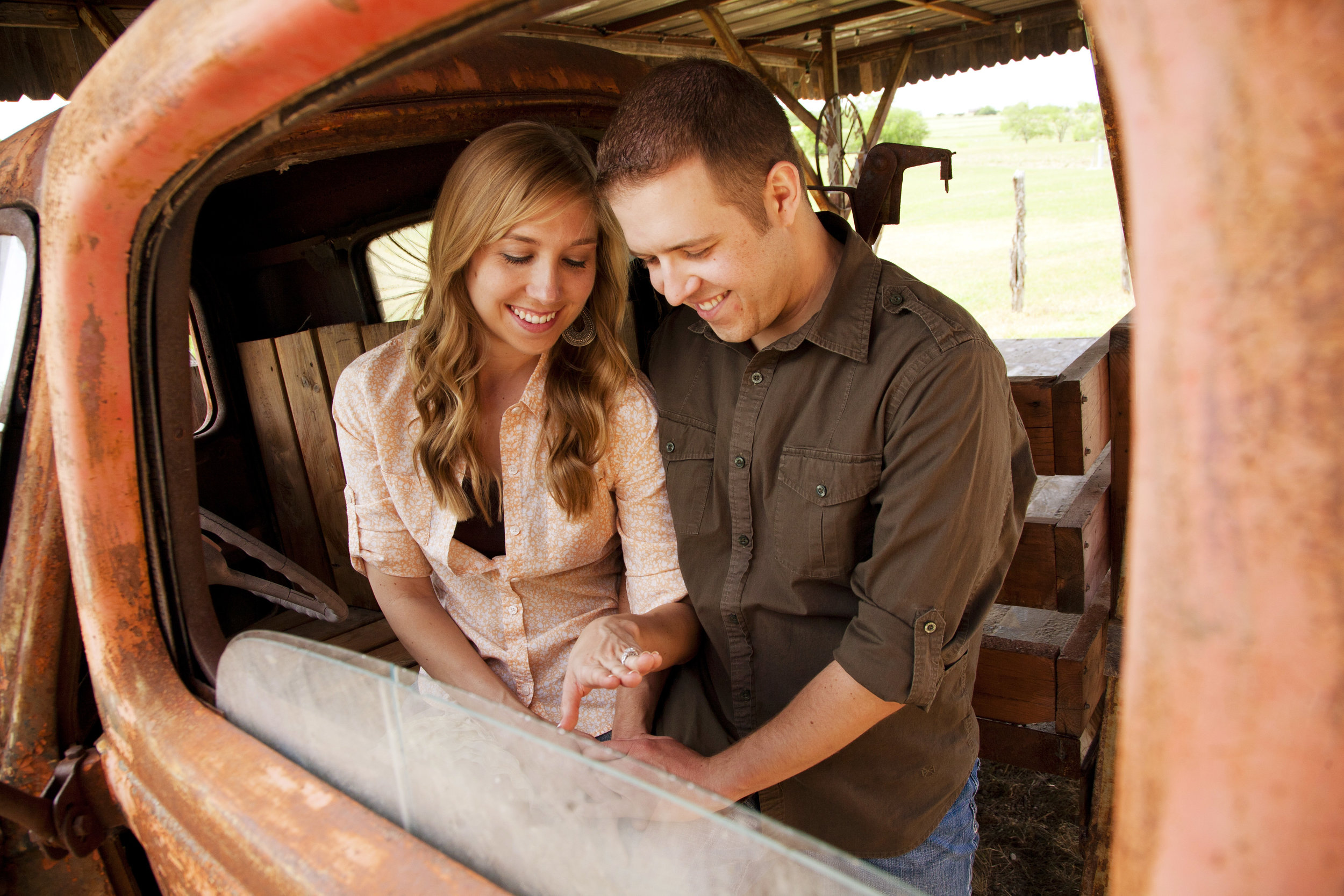 ATGI_KelliKevin_EngagementSession_130519_36.jpg